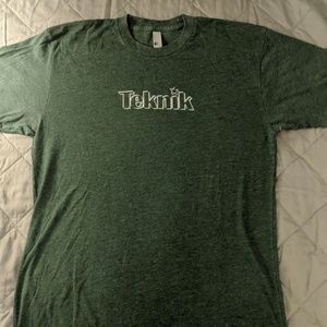 Mens Teknik t-shirt- medium